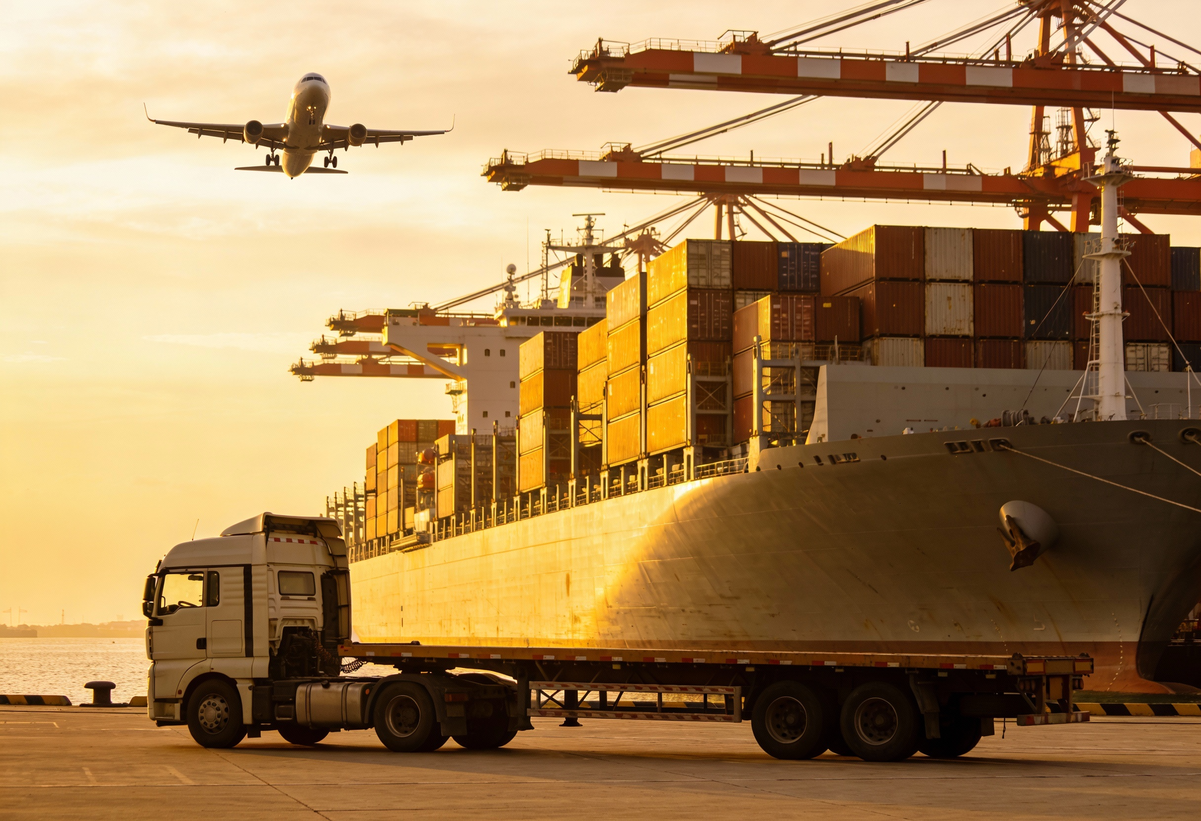freepik multimodal logistics scene combining sea land and 66711